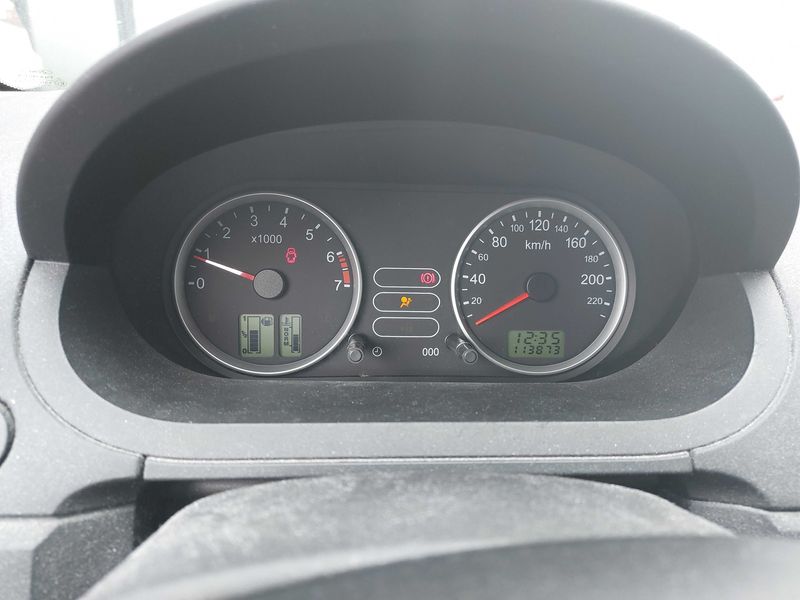 Ford Fiesta 1.4 Ghia 2004 – снимка 12