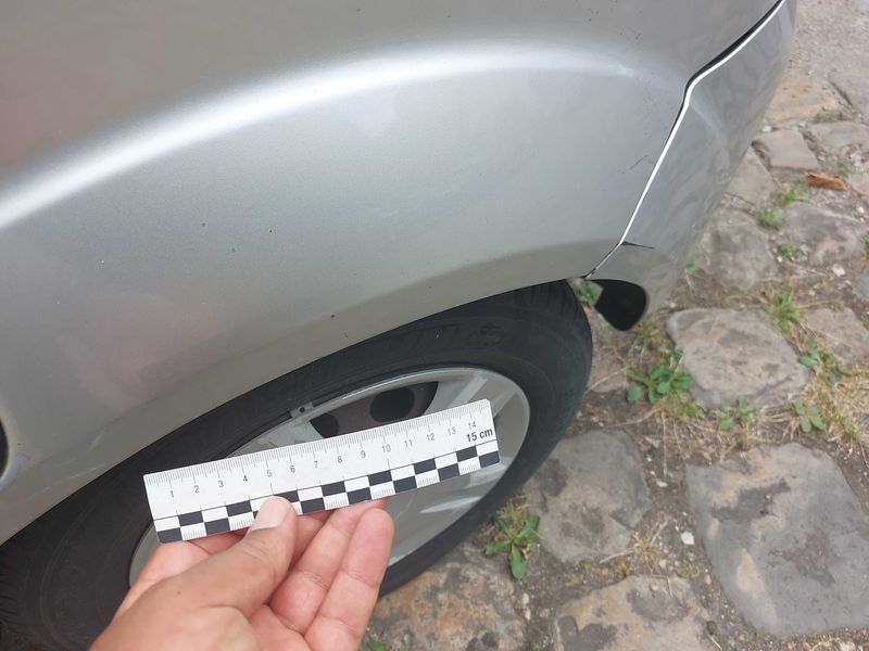 Ford Fiesta 1.4 Ghia 2004 – снимка 25