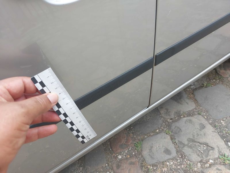 Ford Fiesta 1.4 Ghia 2004 – снимка 19