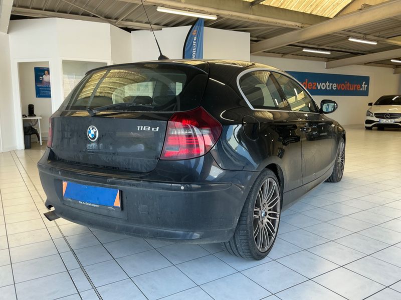 BMW 1er 118d Premiere 2010 – снимка 2
