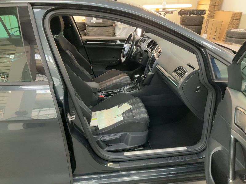 Volkswagen Golf VII 2.0 TDI GTD BlueMotion Tech 2015 – снимка 17