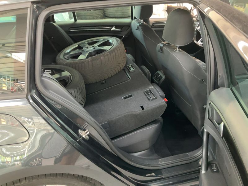 Volkswagen Golf VII 2.0 TDI GTD BlueMotion Tech 2015 – снимка 20