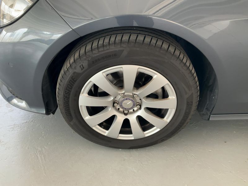 Mercedes-Benz E-Klasse E 200 CDI BlueTEC 2015 – снимка 3