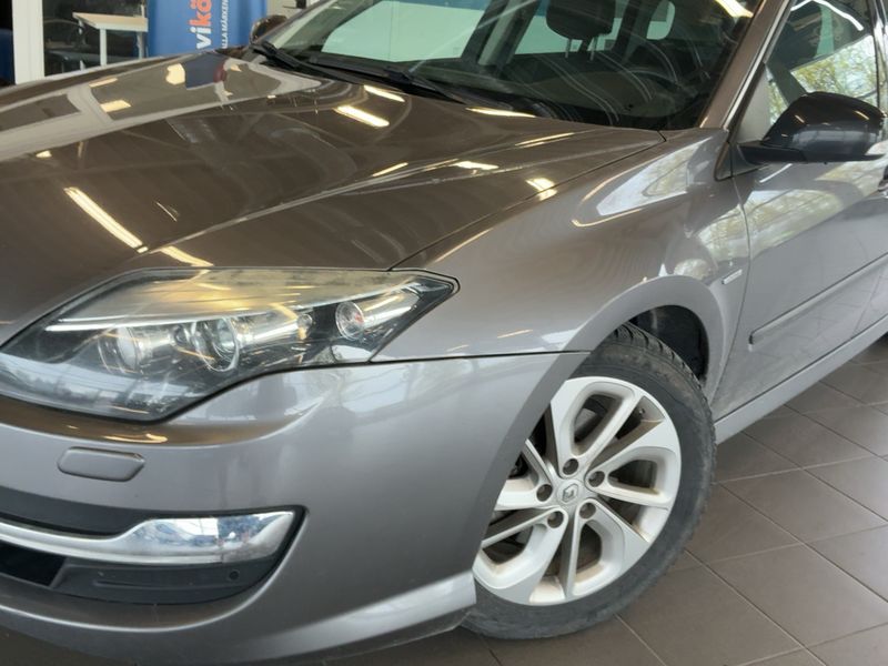 Renault Laguna 2.0 dCi Limited 2014 – снимка 2