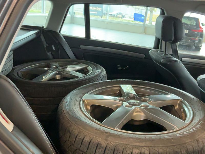Renault Laguna 2.0 dCi Limited 2014 – снимка 20
