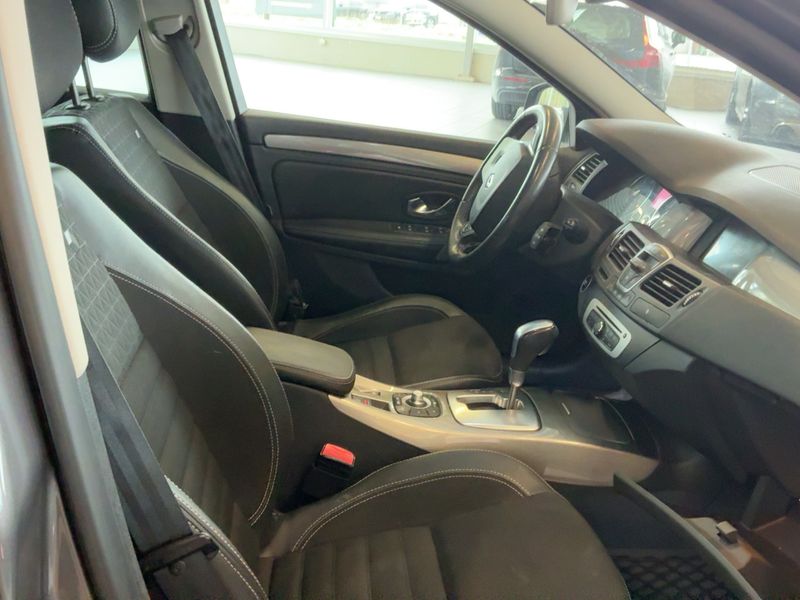 Renault Laguna 2.0 dCi Limited 2014 – снимка 17