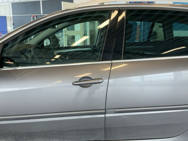 Renault Laguna 2.0 dCi Limited 2014 – снимка 4