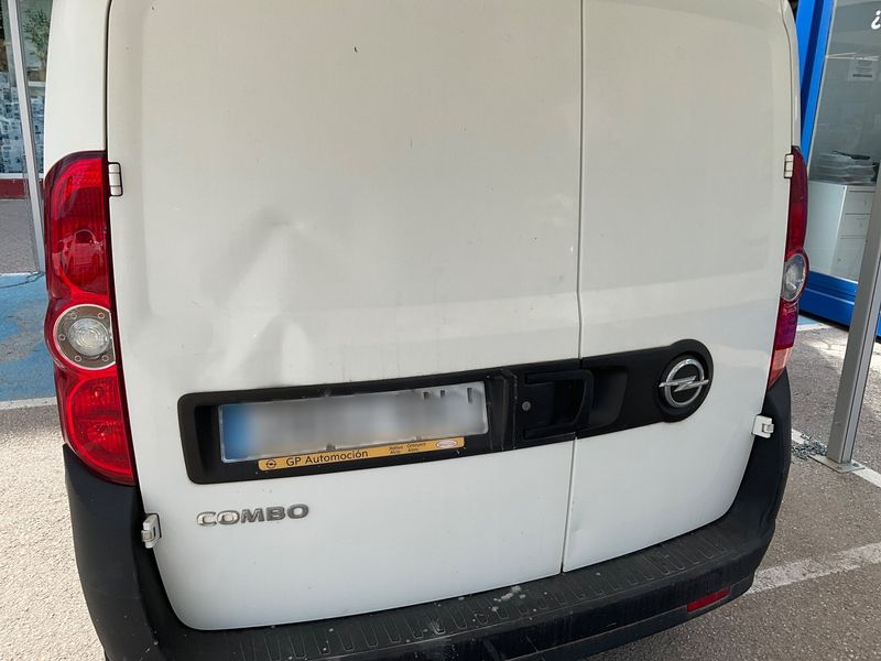 Opel Combo 1.6 CDTI Kasten 30 Jahre Edition L1H1 2,2t 2018 – снимка 29