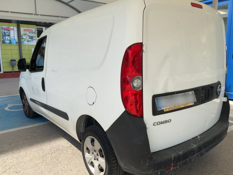 Opel Combo 1.6 CDTI Kasten 30 Jahre Edition L1H1 2,2t 2018 – снимка 6