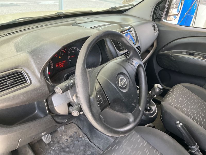 Opel Combo 1.6 CDTI Kasten 30 Jahre Edition L1H1 2,2t 2018 – снимка 27