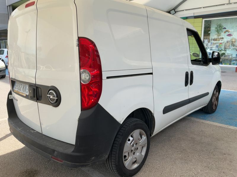 Opel Combo 1.6 CDTI Kasten 30 Jahre Edition L1H1 2,2t 2018 – снимка 8