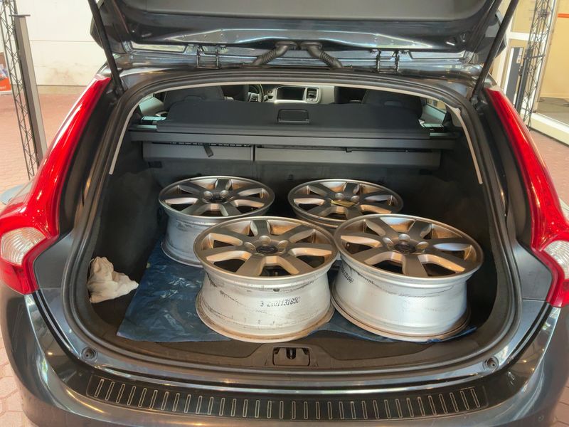 Volvo V60 2.0 D3 Edition 2013 – снимка 15