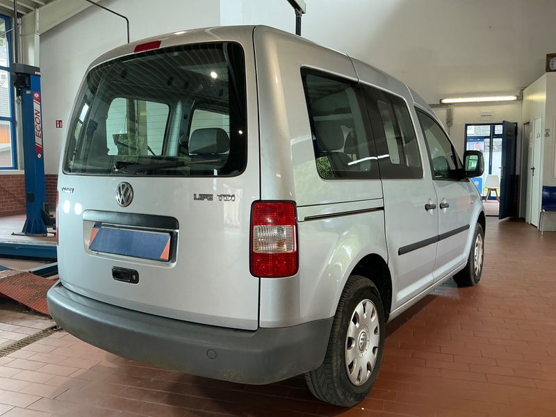 Volkswagen Caddy 1.9 TDI Life 2006 – снимка 2