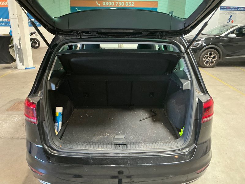 Volkswagen Golf VII Sportsvan 2.0 TDI Highline 2019 – снимка 15