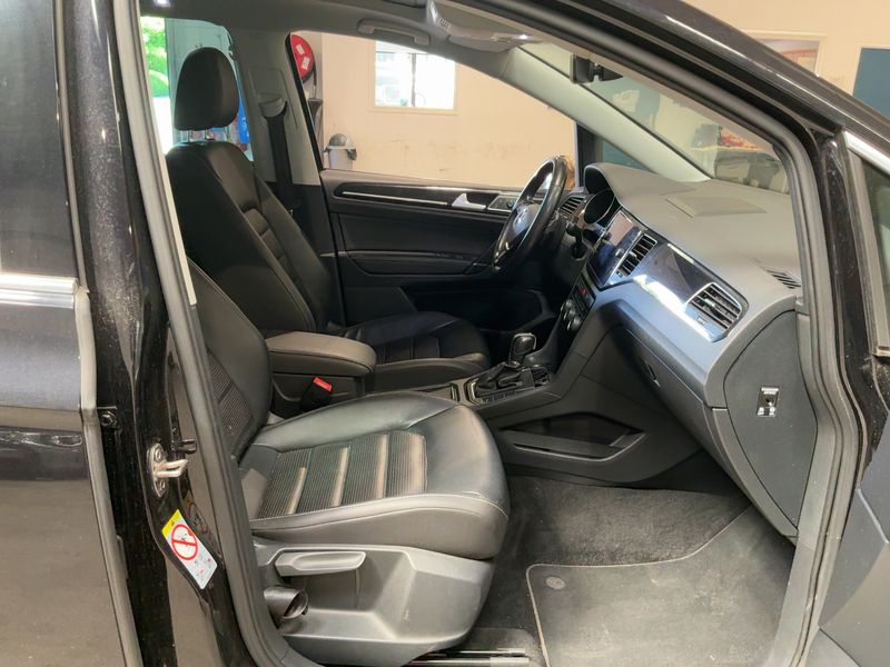Volkswagen Golf VII Sportsvan 2.0 TDI Highline 2019 – снимка 16