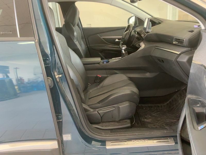Peugeot 3008 1.2 PureTech Allure Pack 2021 – снимка 17