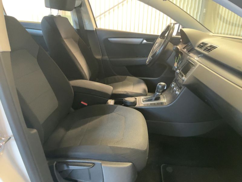 Volkswagen Passat 1.6 TDI 2014 – снимка 11