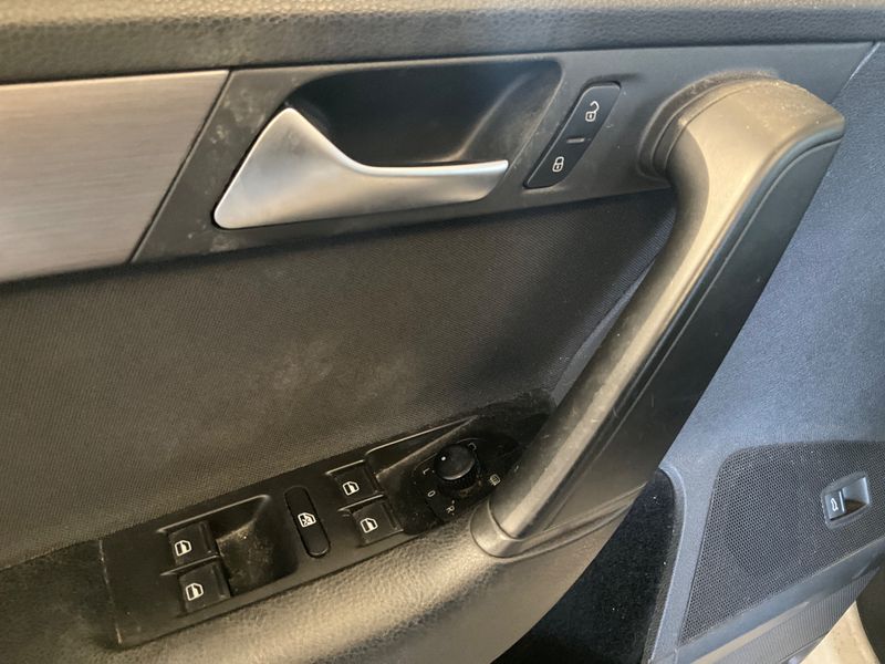 Volkswagen Passat 1.6 TDI 2014 – снимка 52