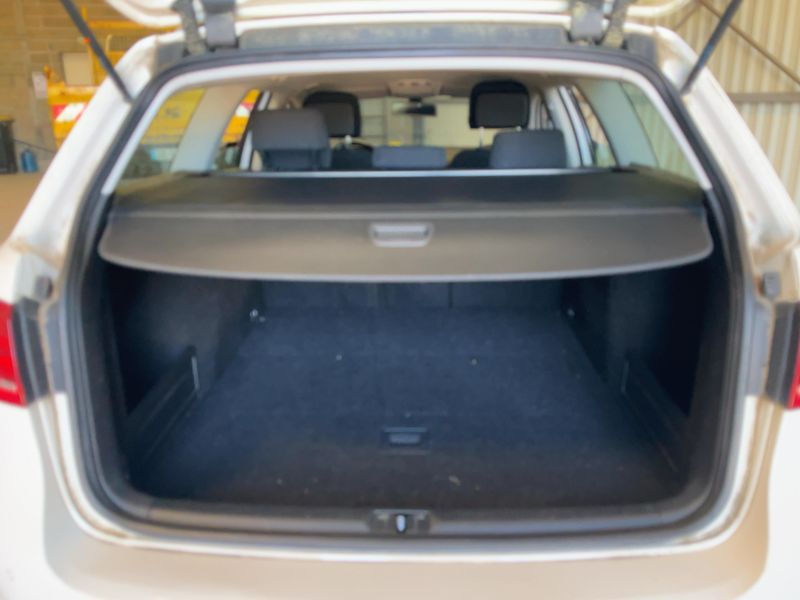 Volkswagen Passat 1.6 TDI 2014 – снимка 10