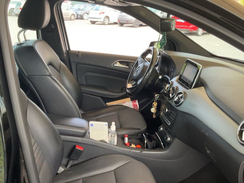 Mercedes-Benz B-Klasse B 180 CDI AMG Sport 2015 – снимка 16
