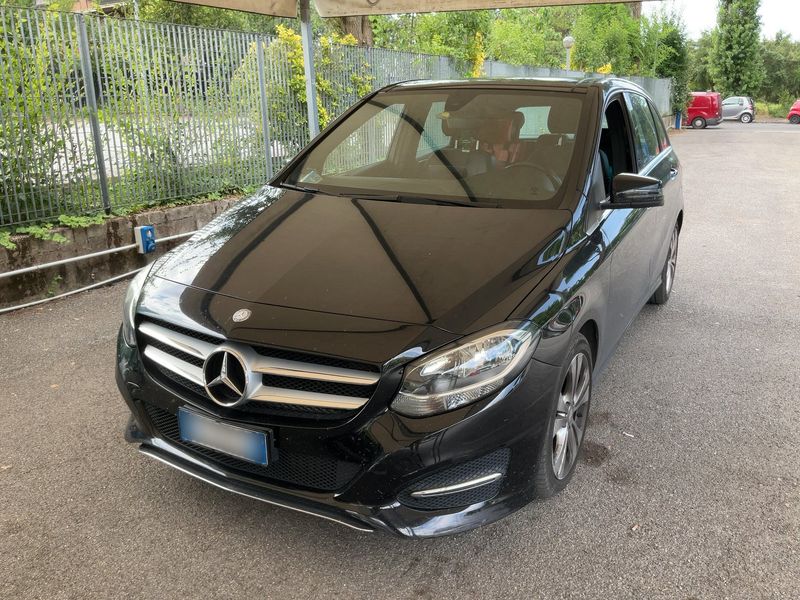 Mercedes-Benz B-Klasse B 180 CDI AMG Sport 2015 – снимка 1