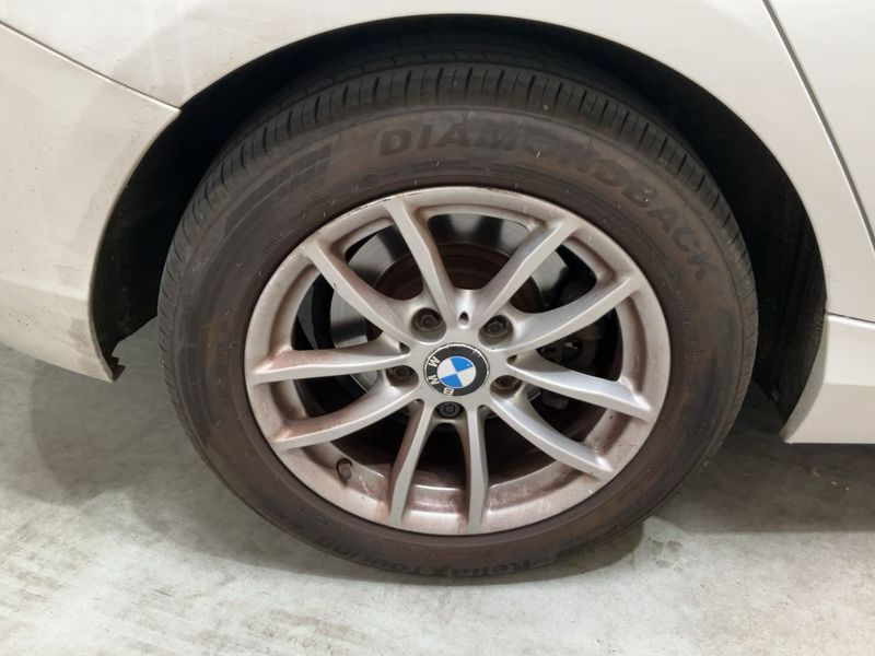 BMW 1er 118d xDrive Executive 2016 – снимка 9