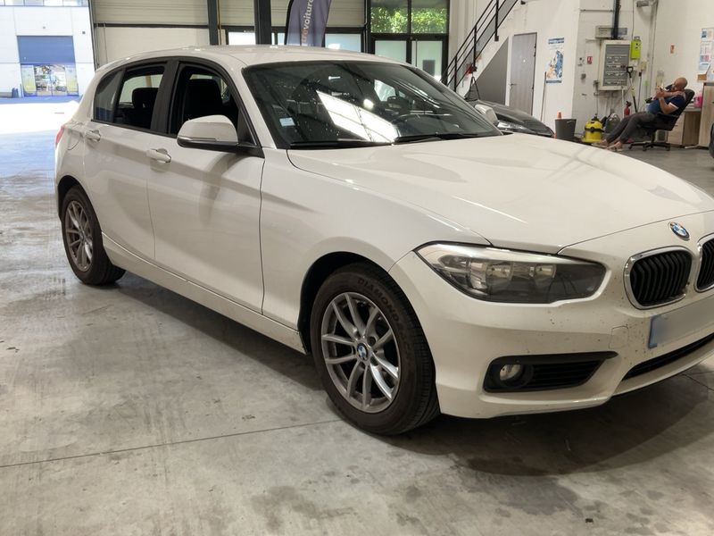 BMW 1er 118d xDrive Executive 2016 – снимка 12