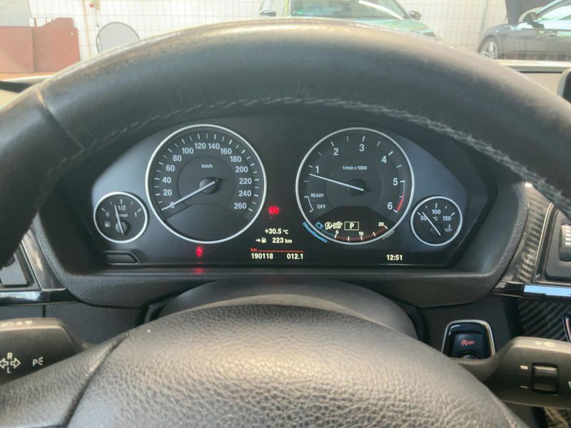 BMW 3er 320d xDrive 2014 – снимка 13