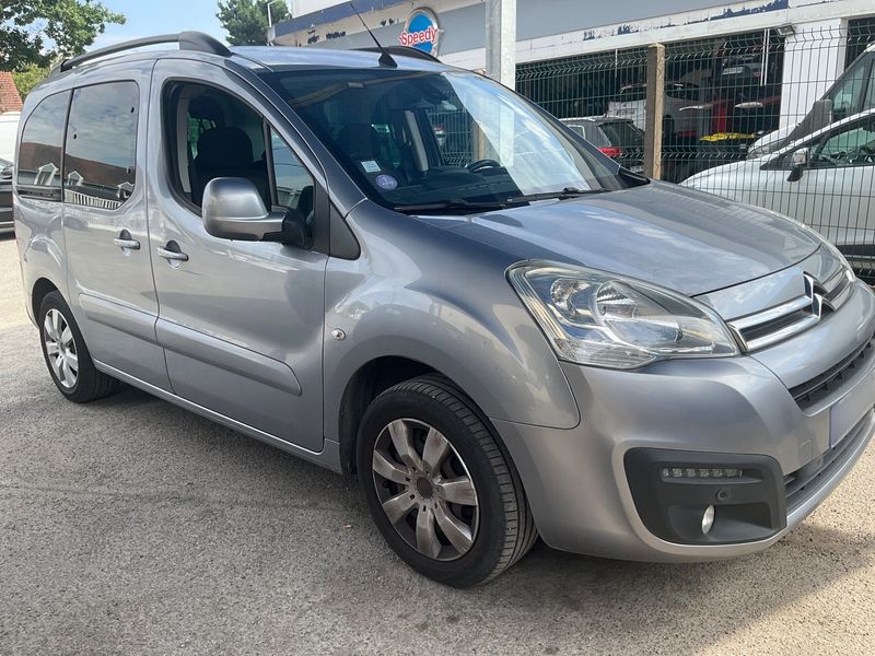 Citroen Berlingo 1.2 PureTech Shine 2018 – снимка 12