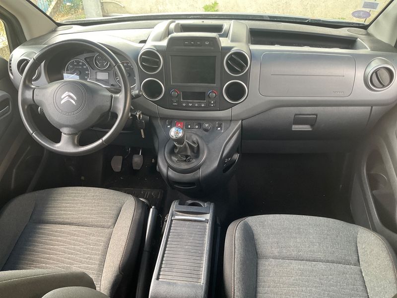 Citroen Berlingo 1.2 PureTech Shine 2018 – снимка 17