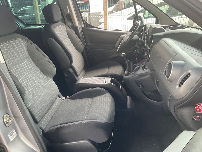 Citroen Berlingo 1.2 PureTech Shine 2018 – снимка 16