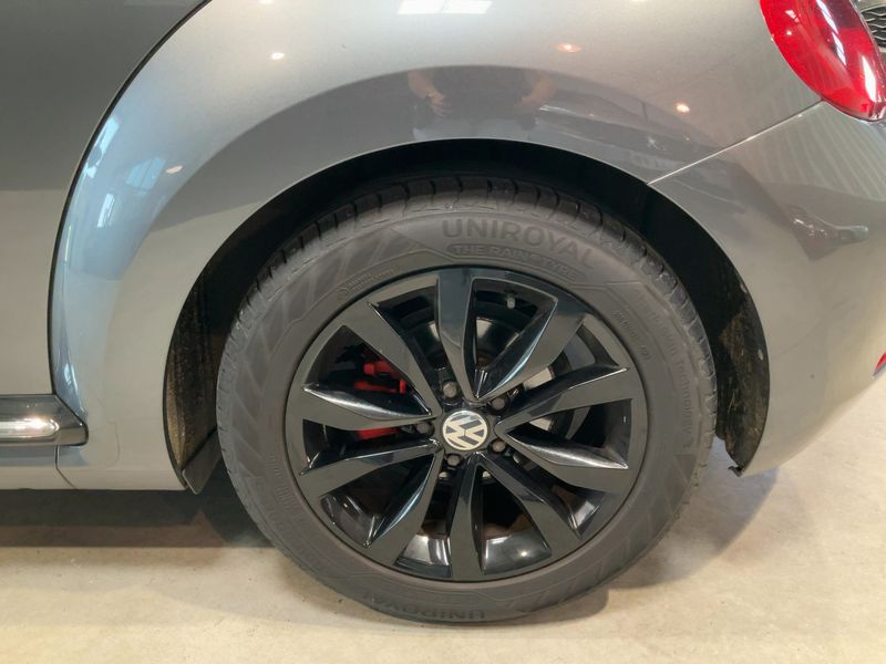 Volkswagen Beetle 2.0 TSI Sport 2012 – снимка 5