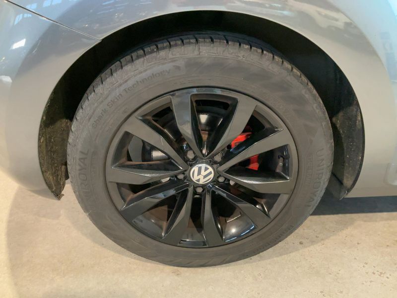 Volkswagen Beetle 2.0 TSI Sport 2012 – снимка 9