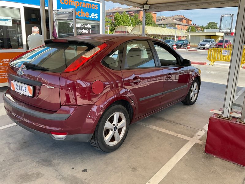 Ford Focus 2.0 TDCi Sport 2005 – снимка 2
