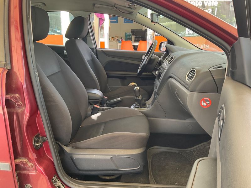 Ford Focus 2.0 TDCi Sport 2005 – снимка 3