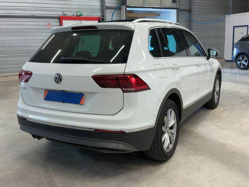 Volkswagen Tiguan 2.0 TDI Carat Exclusive BlueMotion Tech 2018 – снимка 8