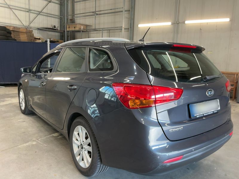 Kia cee'd 1.6 GDI Edition 7 2018 – снимка 6