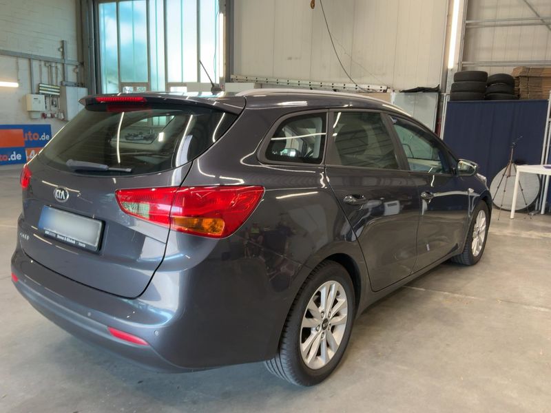 Kia cee'd 1.6 GDI Edition 7 2018 – снимка 8