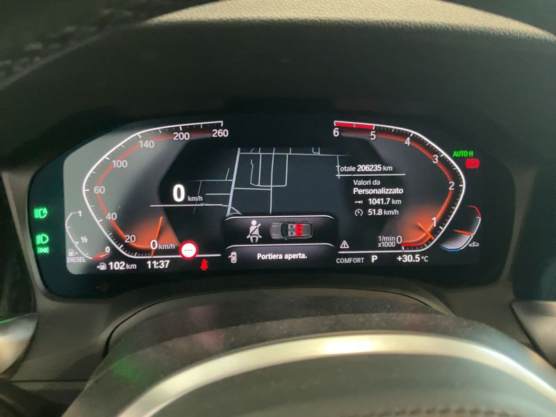 BMW 3er 330d xDrive M Sport 2020 – снимка 18