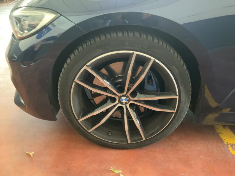 BMW 3er 330d xDrive M Sport 2020 – снимка 3