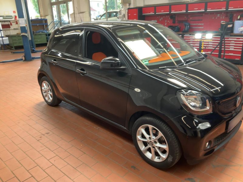 Smart forfour 0.9 Turbo Basis passion 2015 – снимка 12