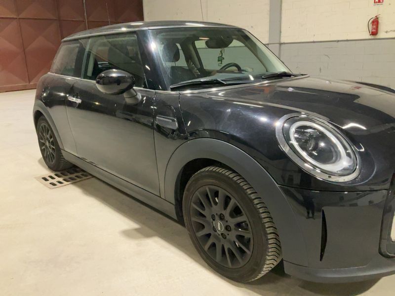 MINI One Essential Trim 2022 – снимка 12