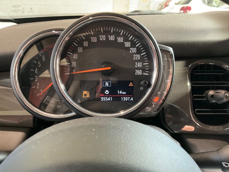 MINI One Essential Trim 2022 – снимка 18