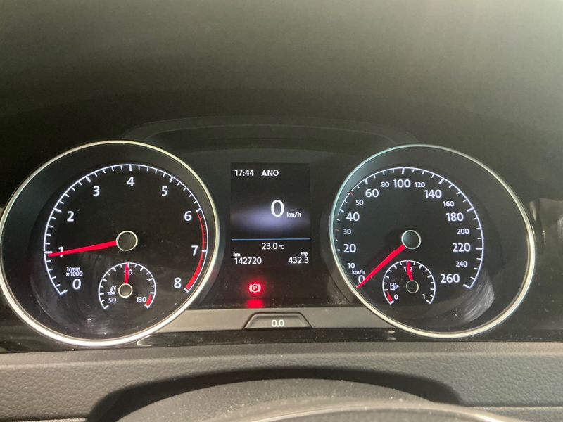 Volkswagen Golf VII 1.5 TSI ACT Highline BlueMotion Tech 2018 – снимка 19