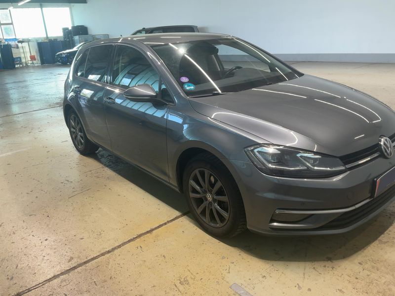 Volkswagen Golf VII 1.5 TSI ACT Highline BlueMotion Tech 2018 – снимка 12