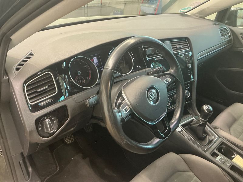 Volkswagen Golf VII 1.5 TSI ACT Highline BlueMotion Tech 2018 – снимка 22
