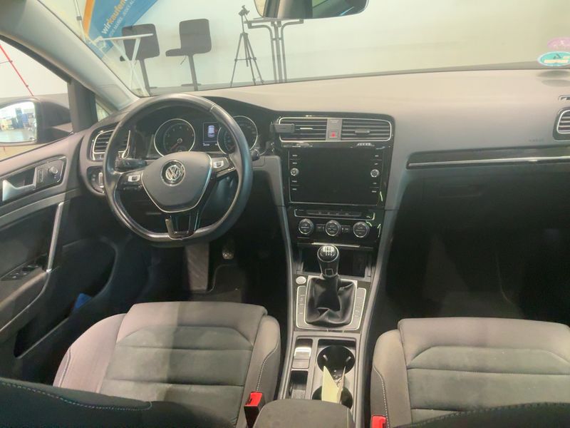 Volkswagen Golf VII 1.5 TSI ACT Highline BlueMotion Tech 2018 – снимка 18