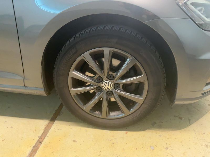 Volkswagen Golf VII 1.5 TSI ACT Highline BlueMotion Tech 2018 – снимка 11
