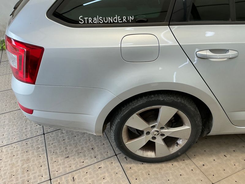 Skoda Octavia 1.6 TDI Joy 2016 – снимка 22