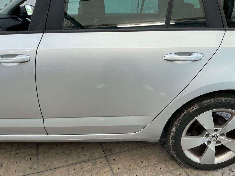 Skoda Octavia 1.6 TDI Joy 2016 – снимка 26